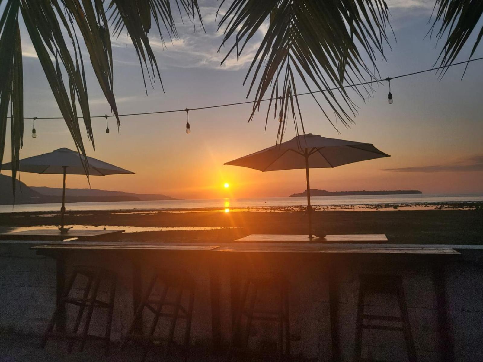 Bruri Villa Alor Kecil エクステリア 写真